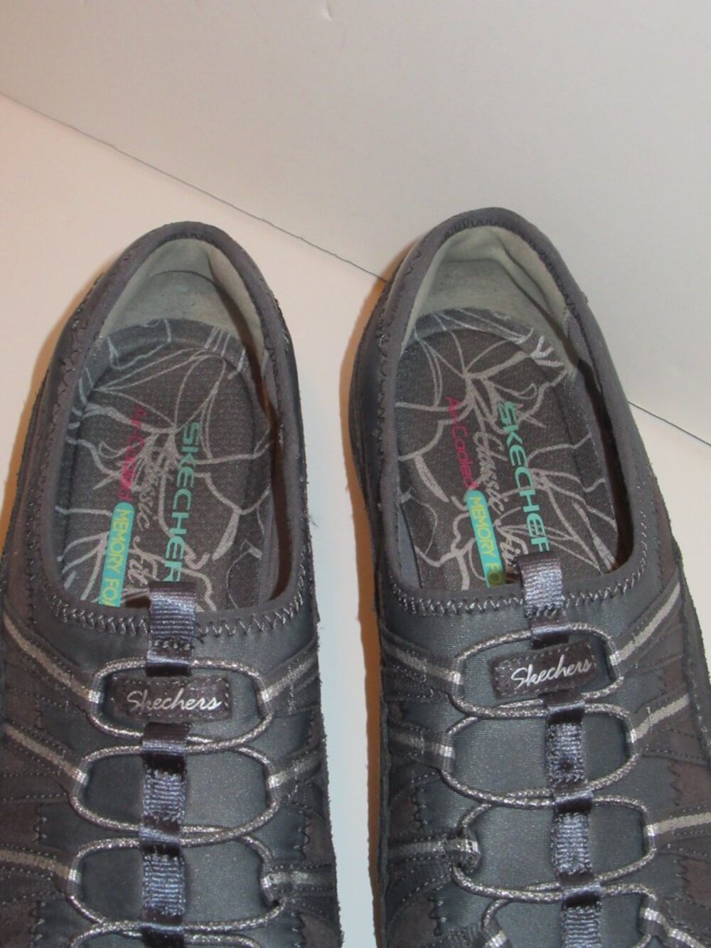 New Skechers Unity Beaming Womens 9.5 Gray Suede/Leather Slip On Sneakers 23151 - Picture 7 of 15